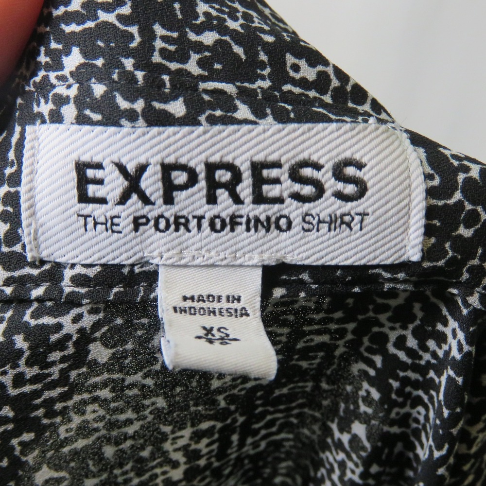 Express Women's The Portfolio Shirt Size XS Black White Button Down - Picture 6 of 7